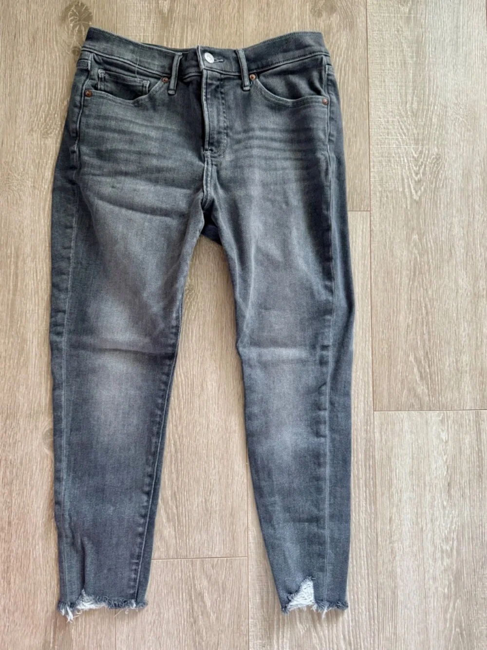 Express Mid Rise Skinny Jeans - Picture 2 of 8